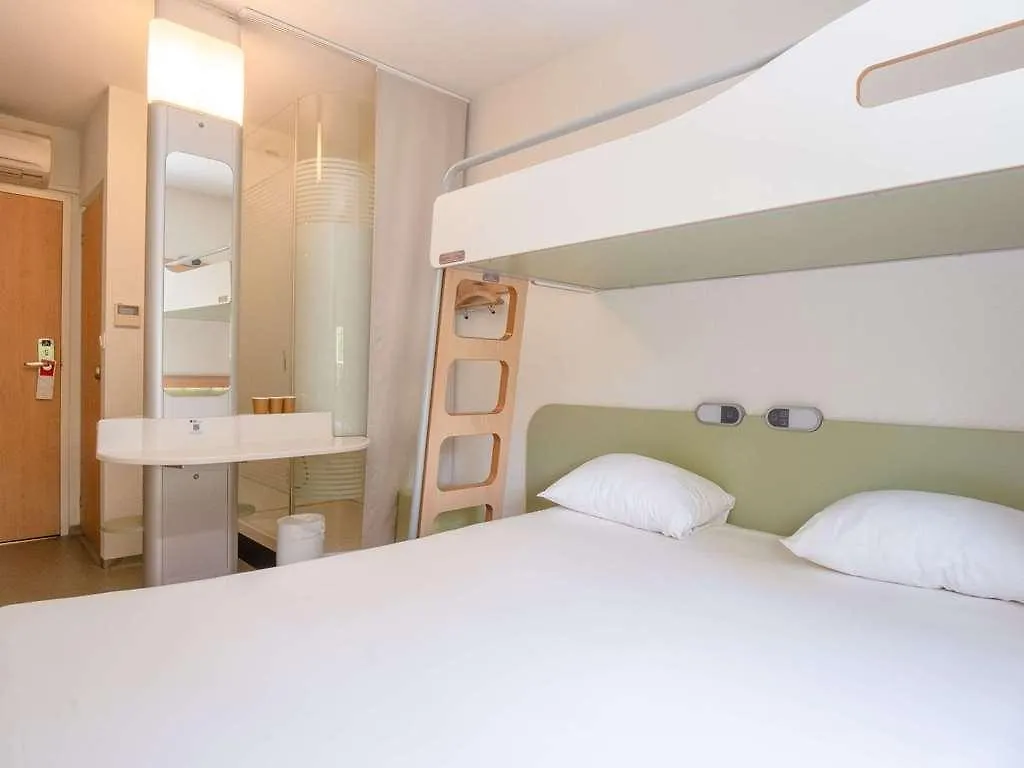 Ibis Budget Montauban Les Chaumes Hotel