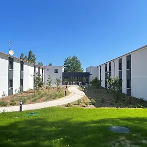 Hotel Sure By Western Les Portes De, Montauban