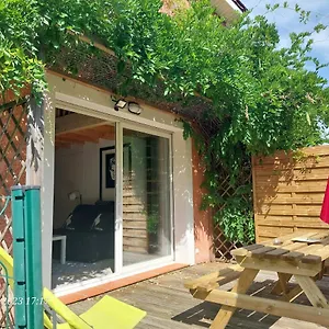 Apartment A Carreyrat Calme Et Verdoyant, Montauban